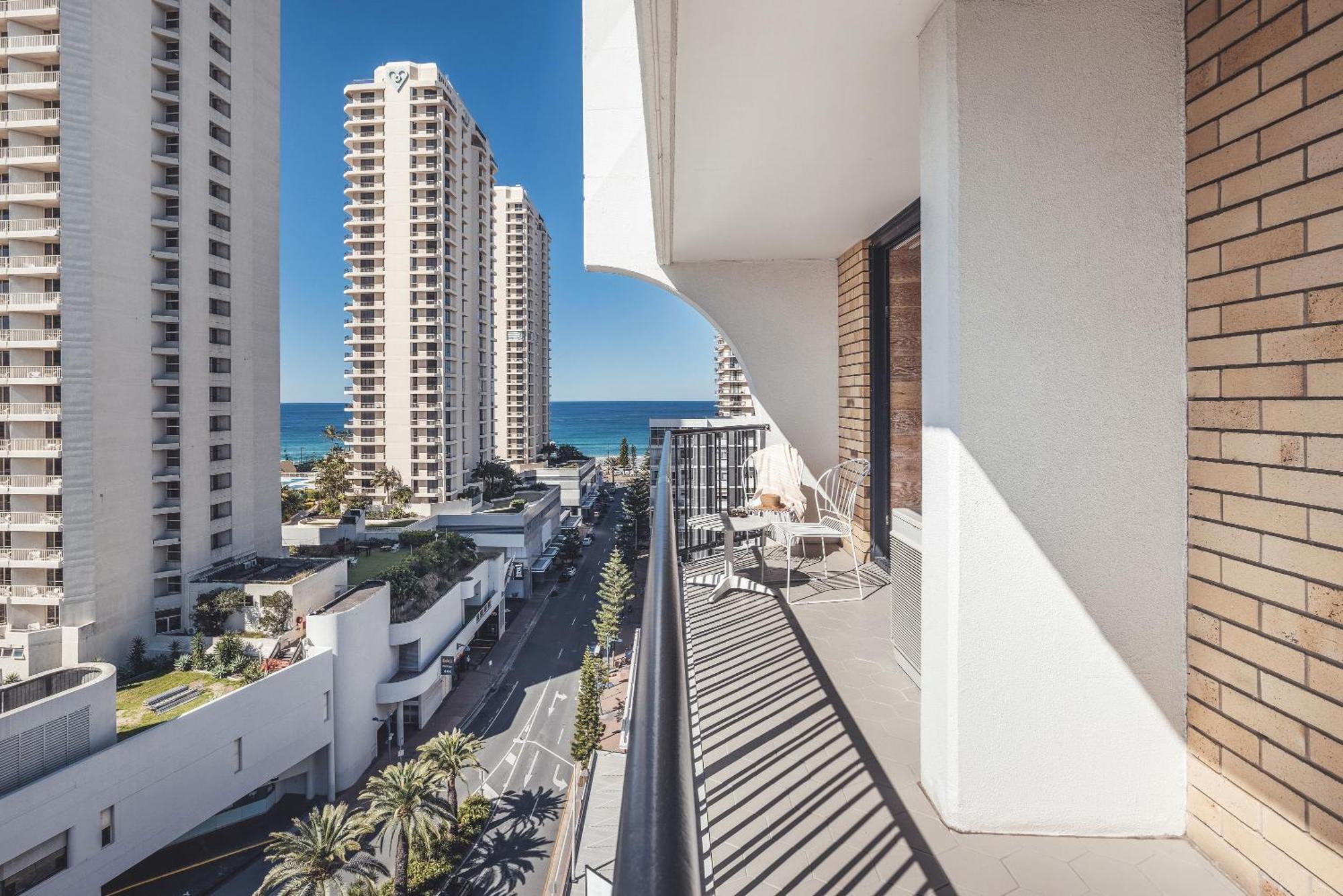 Отель The Island Gold Coast (Adults Only) Экстерьер фото